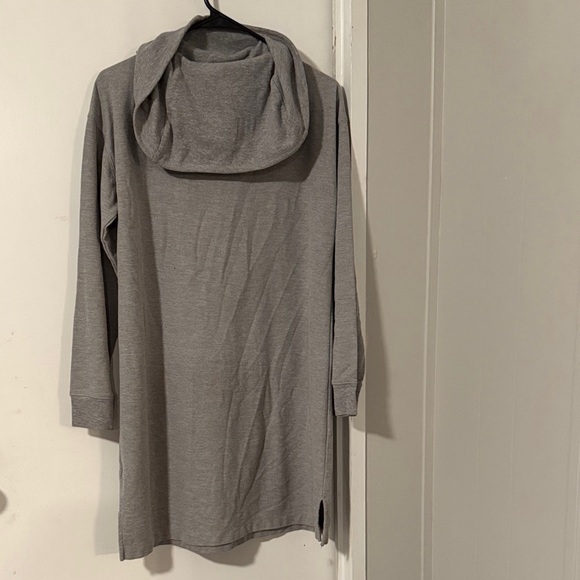 Lauren Ralph Lauren cowl neck dress for women. Size L - Picture 8 of 9